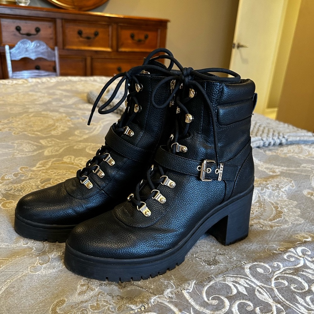Guess Combat Boots